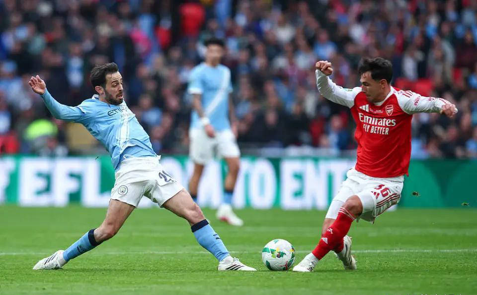 曼城中场核心夏季离队在即，巴萨尤文巴黎多豪门竞逐